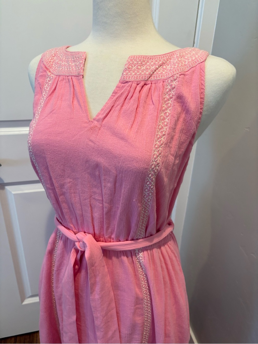 Elegant Pink Sleeveless Talbots Dress Size 8  Excellent Quality